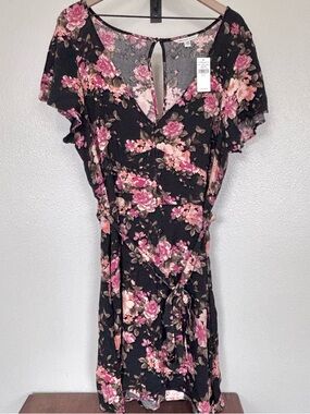 American Eagle Outfitters Floral Wrap Dress Black Pink Short Sleeve XL NWT